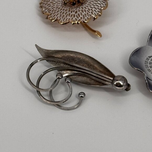 Vintage Brooch Pin Womens Floral Leaf Set of 3 Retro‎ - Picture 3 of 7